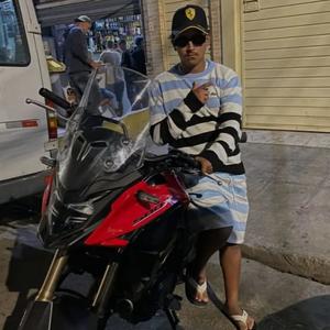 Caçadores de Nave (feat. Mc China) (Explicit)