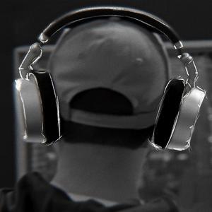 Romeo & Julieta (feat. Gaby Ernst)