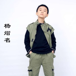 秦淮河畔 (伴奏)