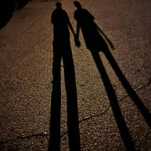 Controlling (feat. ZAGIIN)