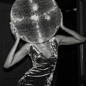 COME WITH ME (feat. beige) (Explicit)