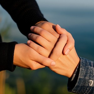 Rindu Yang Tak Bersinar