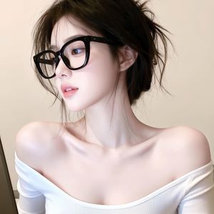 其实你的谎言很拙劣 是我愿意相信