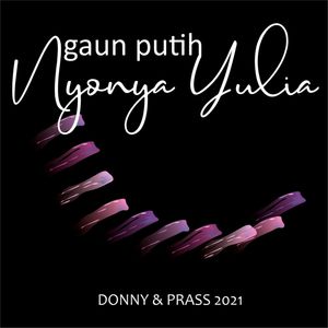 Gaun Putih Nyonya Yulia