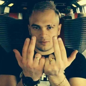 Jul J'suis en Asics (Explicit)