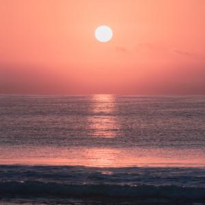Dreaming on the Sun (Nahs)