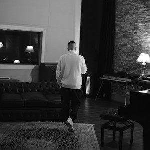 Me Va Bonito (Acústico)