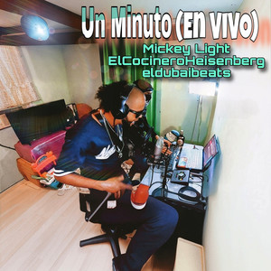 Un Minuto (En Vivo)