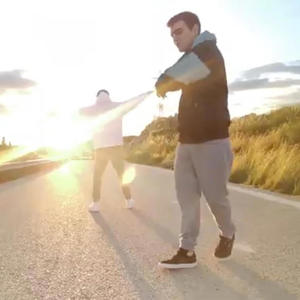 SIGO ESTANDO VIVO (Explicit)