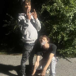 HOLLOW TIPZ (feat. KILLKAMIKAZE) (Explicit)