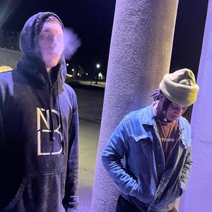 late night (feat. Fiji Rain) (Explicit)