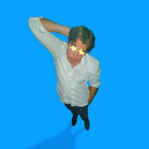 FLY AWAY (feat. SAKRED)