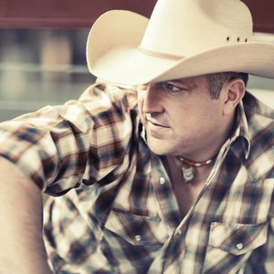 Guitars, Girls, Green Grass & Guns