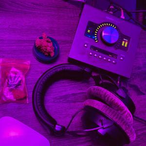 Melodrill, Track 04(feat. Zedou) (Explicit)