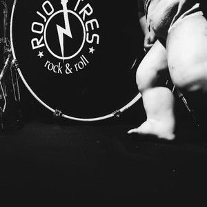 Frío Oscuro (En Vivo)