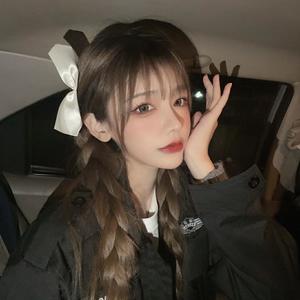 都说爱能穿越四季