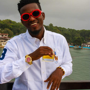 Pro(feat. Darko Vibes)