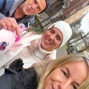 Große Mutter Zeit Für Frieden (feat. Angelika Kasper, Sann & Mattes)