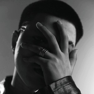 อยากจะกอดเธอนาน ๆ (HAVE A GOOD TIME) (Piano Version)