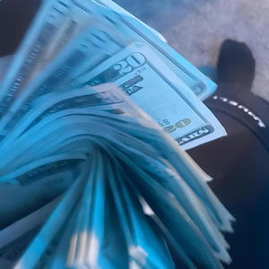 Blue$trips (Explicit)