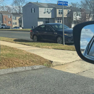 No Slippin (feat. BabyHot 80) (Explicit)