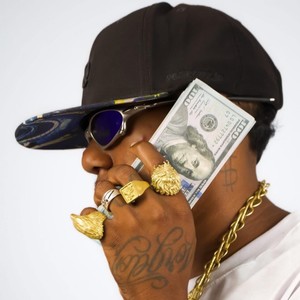 ELA FODE COM MIGO NO FORDE FUSION (Explicit)