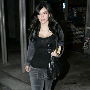 famous (feat. vaunt) (Explicit)