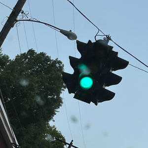 Slow Me Down (feat. Lil Squeak) (Explicit)