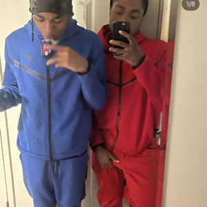 Back 2 Back (feat. Lilmarrjb) (Explicit)