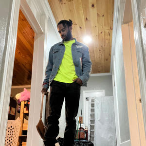 Tryna Ease My Mind (Explicit)