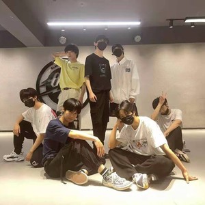 咸鱼 (Live)