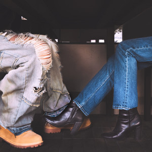 偷偷 (feat. BG8LOCC) (Explicit)