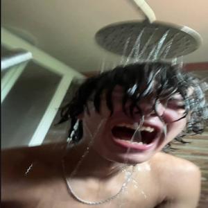 u look so stupid (Explicit)