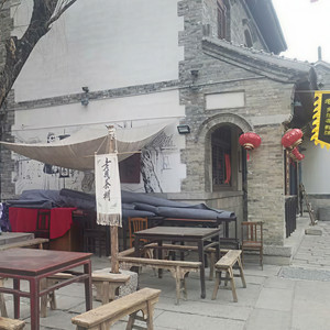 逢春致表弟忆去年夏至