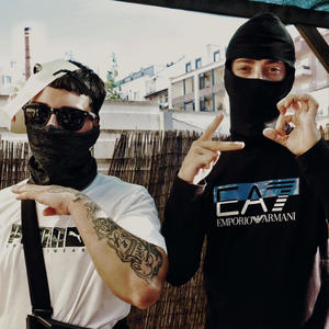 TXORU DI THUG (feat. BKAPPA, JUNIOR & KAMUFLA) (Explicit)