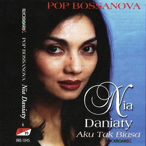 Listen to Aku Tak Biasa song with lyrics from Nia Daniaty
