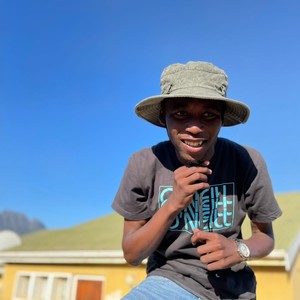 Ezamadoda(feat. Slender Somdantso)