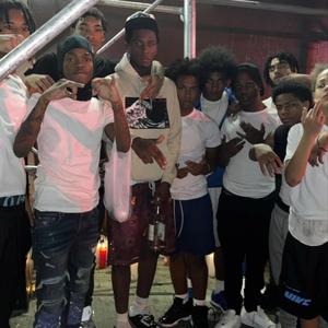 Hill Kings (feat. Edot Babyy, JiggyMan, SugarHill Keem & Blockwork) (Explicit)