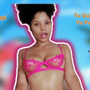 Minina De Vermelho (Explicit)