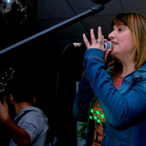 Vivir y respirar(en vivo) (Explicit)