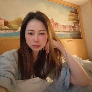 爱人皇后封面