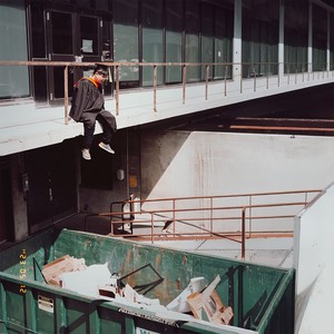 妈妈说我是从垃圾桶里捡来的