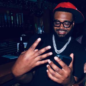 Hate It Or Love It (feat. Money Machine Mark) (Explicit)