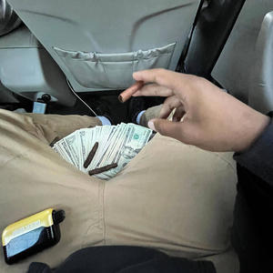 Pretty Wit Problems (feat. Iaa5ive & Poodah) (Explicit)