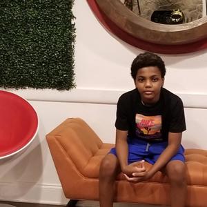 Magic Carpets(feat. LeRome Swiss)