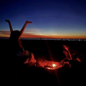 不冷. - 格赫罗斯进行曲 (典狱长小曲)