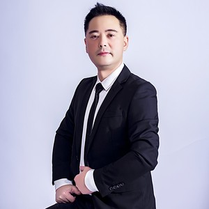 开满鲜花的路 (伴奏)