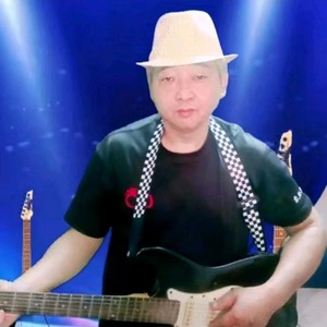 忆童年随想曲 (伴奏)