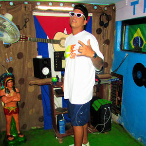 indioyea - CUPIDO (feat. Chowa)