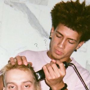 who can i trust??? (feat. samron agnew) (Explicit)